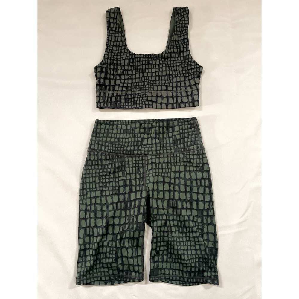 Fabletics biker shorts/ matching reversible sports bra
